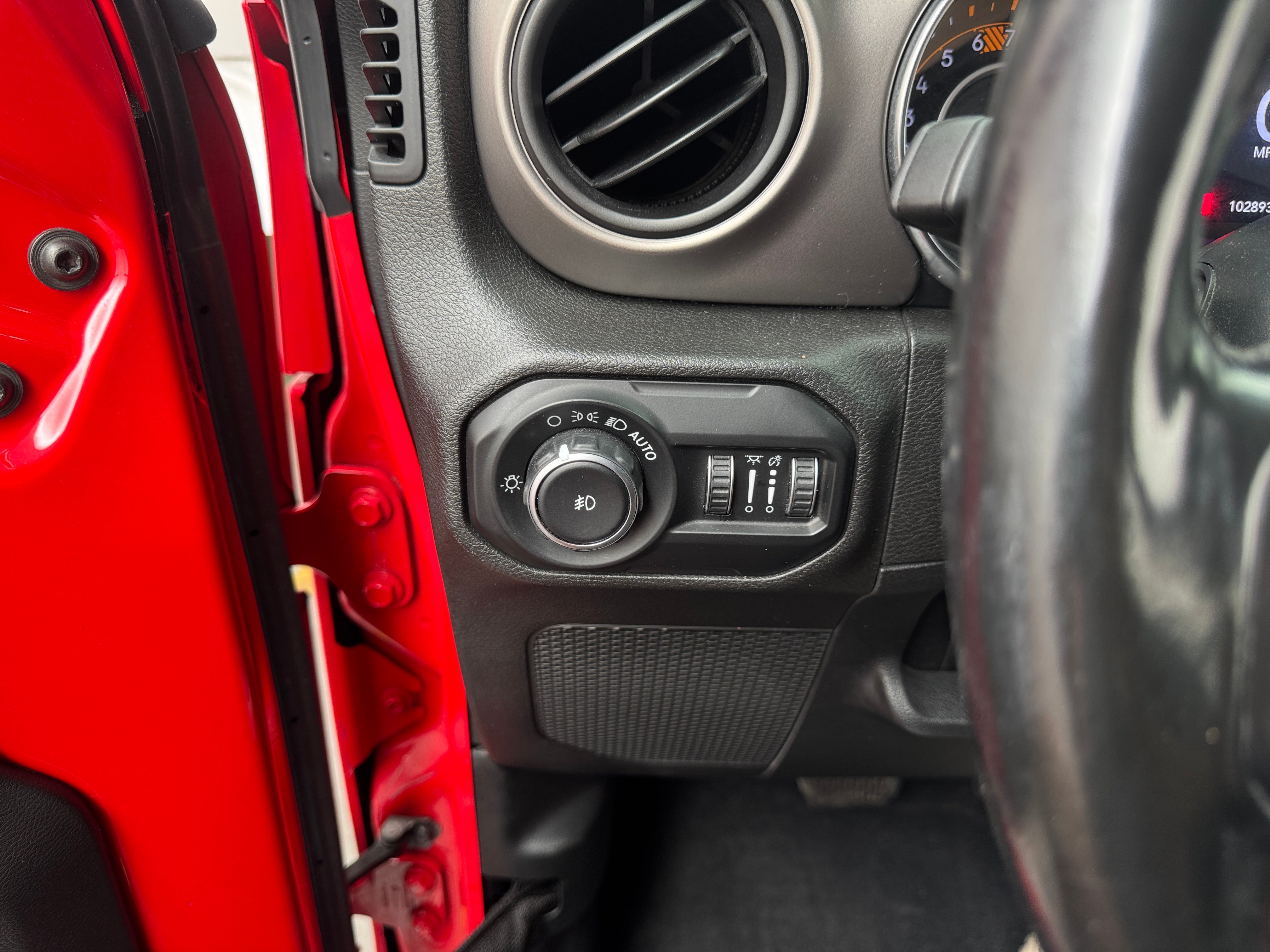 jeep wrangler unlimited 2020 1C4HJXDN2LW326298 image jeep wrangler unlimited 2020 1C4HJXDN2LW326298 image